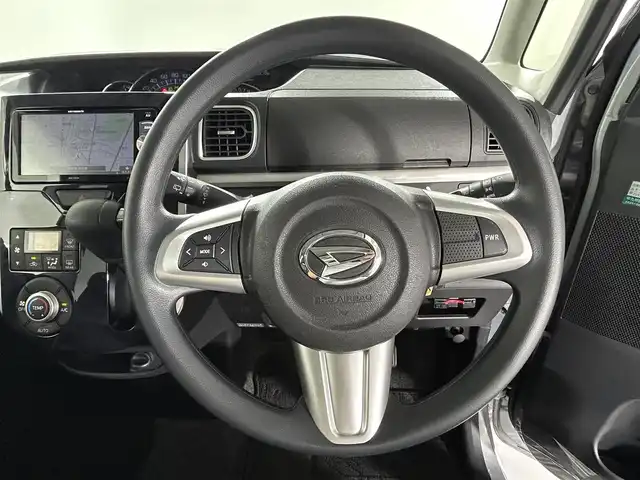 ダイハツ タント カスタム X トップED SA Ⅲ 大分県 2017(平29)年 7.8万km ブライトシルバーメタリック 社外7インチナビ/フルセグ/DVD/Bluetooth/バックカメラ/ETC/衝突被害軽減システム/オートハイビーム/オートLEDライト/片側パワースライドドア/運転席シートヒーター/スマートキー/スペアキー×1/ISOFIX/純正14インチアルミホイール