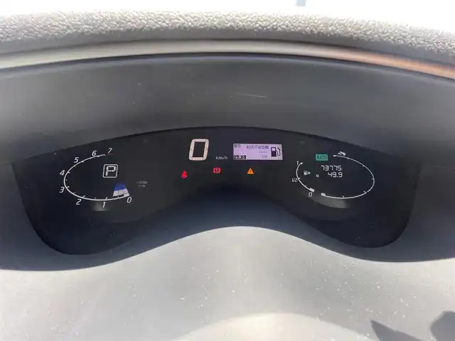 日産 セレナ HWS S HV Vセレ +SeftyⅡ 千葉県 2016(平28)年 7.4万km インペリアルアンバーP 純正8インチナビ/TV/CD/DVD/ETC/ステアリングリモコン/全方向カメラ/電動格納ミラー/ウインカーミラー/両側パワースライドドア/LEDヘッドライト/オートライト/フォグ/純正フロアマット