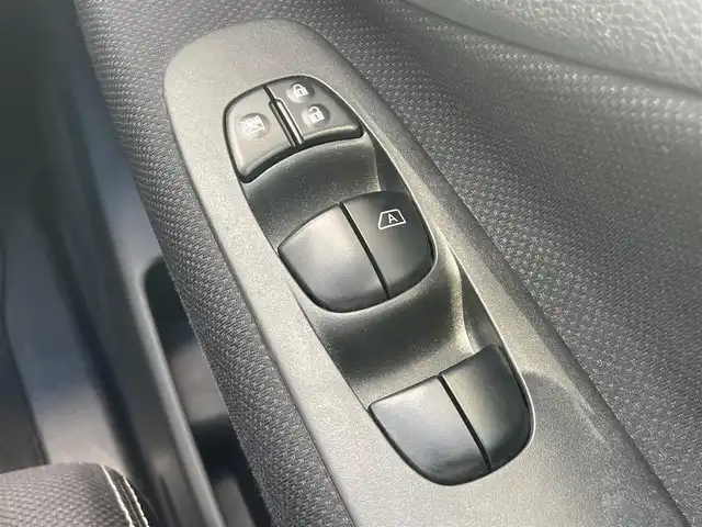 日産 セレナ HWS S HV Vセレ +SeftyⅡ 千葉県 2016(平28)年 7.4万km インペリアルアンバーP 純正8インチナビ/TV/CD/DVD/ETC/ステアリングリモコン/全方向カメラ/電動格納ミラー/ウインカーミラー/両側パワースライドドア/LEDヘッドライト/オートライト/フォグ/純正フロアマット