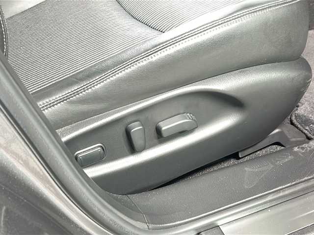 日産 フーガ 370GT 広島県 2015(平27)年 9.9万km ダークメタルグレー 衝突被害軽減ブレーキ/レーンキープアシスト/後側方衝突防止支援システム/ハーフレザーシート/パワーシート/純正HDDナビ/　(AM/FM/CD/DVD/TV/HDD/Bluetooth)/フルセグTV/バックカメラ/レーダークルーズコントロール/ステアリングスイッチ/革巻きステアリング/LEDライト/オートライト/スマートキー/スペアキー/プッシュスタート/社外アルミホイール20インチ/電格ミラー/純正フロアマット/車高調
