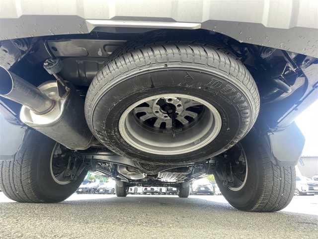 トヨタ ランドクルーザー ２５０ VX 神奈川県 2024(令6)年 0.2万km アバンギャルドブロンズメタリック ワンオーナー/12.3インチディスプレイオーディオ/　・パノラミックビューモニター/　・フルセグTV/BT/AppleCarPlay/AndroidAuto/Toyota Safety Sense/　・プリクラッシュセーフティ/　・LTA＋LDA/　・レーダークルーズコントロール/　・オートマチックハイビーム/　・ロードサインアシスト/　・ドライバー異常時対応システム/　・プロアクティブドライビングシステム/　・発進遅れ告知機能/サンルーフ/前席/　・シートヒーター/　・シートベンチレーション/純正18インチAW/前後ドラレコ/HDMI入力端子/ルーフレール/スマートキー×2/取扱説明書/整備記録簿