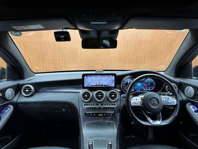 メルセデス・ベンツ ＧＬＣ２２０ d 4マチック クーペ AMGライン 千葉県 2020(令2)年 4.6万km オブシディアンブラック レザーＥＸＣ　/ＳＲ　/純正ナビ　/３６０°　/ＡＣＣ　/ＨＵＤ　/ベンチレーター　/シートヒーター　/パワーシート　/ＢＳＭ　/レーンアシスト　/ＬＥＤヘッドライト　/ハイビームアシスト/電動リアゲート　/アンビエントライト