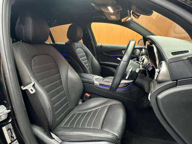 メルセデス・ベンツ ＧＬＣ２２０ d 4マチック クーペ AMGライン 千葉県 2020(令2)年 4.6万km オブシディアンブラック レザーＥＸＣ　/ＳＲ　/純正ナビ　/３６０°　/ＡＣＣ　/ＨＵＤ　/ベンチレーター　/シートヒーター　/パワーシート　/ＢＳＭ　/レーンアシスト　/ＬＥＤヘッドライト　/ハイビームアシスト/電動リアゲート　/アンビエントライト