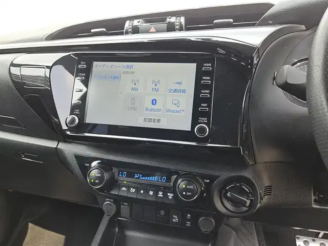 トヨタ ハイラックス Z GRスポーツ 鹿児島県 2022(令4)年 3.4万km アティチュードブラックマイカ 〇純正8インチディスプレイオーディオ＋ナビ/〇バックカメラ/〇パノラマモニター/〇ETC/〇前後ドライブレコーダー/〇トノカバー/〇レーダークルーズコントロール/〇コーナーセンサー/〇プリクラッシュセーフティシステム/〇レーンディバーチャアラート/〇ダウンヒルアシストコントロール/〇ターボ/〇LEDヘッドランプ/〇LEDフロントフォグランプ/〇オートライト/〇左右独立温度調整オートエアコン/〇ハーフレザーシート/〇運転席パワーシート/〇パドルシフト/〇革巻きステアリングホイール/〇純正18インチアルミホイール/〇禁煙車