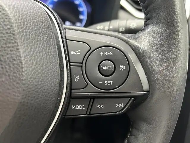 トヨタ ＲＡＶ４ ハイブリッドG 鹿児島県 2023(令5)年 4.1万km プラチナホワイトパールマイカ ディスプレイオーディオ/(フルセグTV/AppleCarPlay/AndroidAuto)/パノラミックビューモニター/ビルトインETC2.0/前席シートヒーター+シートベンチレーション/ステアリングヒーター/運転席パワーシート/ハンズフリーパワーバックドア/Toyota Safety Sense/　・プリクラッシュセーフティ/　・レーントレーシングアシスト/　・レーダークルーズコントロール/　・オートマチックハイビーム/　・ロードサインアシスト/ブラインドスポットモニター/電動パーキングブレーキ/オートブレーキホールド/LEDヘッドライト/電動格納ミラー/ドアバイザー