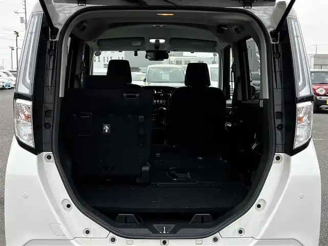 トヨタ ルーミー カスタムG－T 道央・札幌 2021(令3)年 1.4万km パールホワイトⅢ 寒冷地仕様/トヨタセーフティセンス/純正ディスプレイオーディオ/AM/FM/BT/フルセグ/衝突被害軽減ブレーキ/横滑り防止装置/レーダークルーズコントロール/レーンキープアシスト/クリアランスソナー/バックカメラ/サイドカメラ/フロントカメラ/全方位カメラ/アラウンドビューモニター/ビルトインETC/ドライブレコーダー/アイドリングストップ/ワイパーデアイサー/SPORTMODE/両側パワースライドドア/革巻きステアリング/ステアリングリモコン/電動パーキング/ブレーキホールド/プッシュスタート/スマートキー/LEDヘッドライト/オートライト/オートマチックハイビーム/フォグランプ/電動格納ミラー/ウィンカーミラー/純正フロアマット