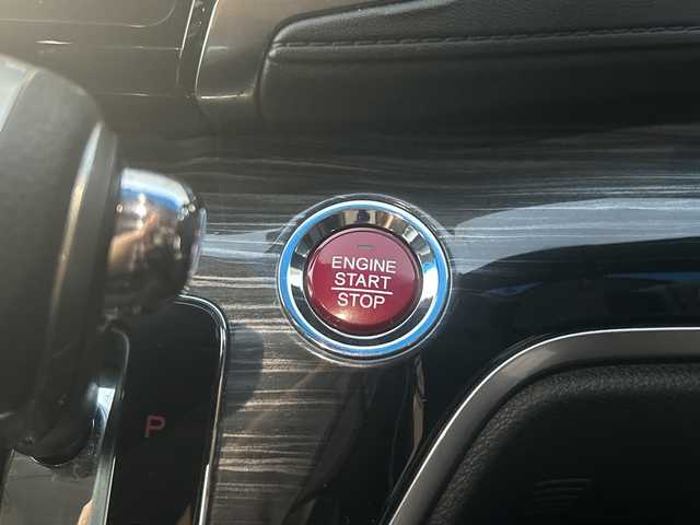 ホンダ オデッセイ アブソルート EX 埼玉県 2014(平26)年 14.4万km クリスタルブラックパール (株)IDOMが運営する【じしゃロン熊谷店】の自社ローン対象車両になります。こちらは現金ご利用時の価格です。自社ローンご希望の方は別途その旨お申付け下さい。/純正ナビ　/　CD/DVD/DTV/Bluetooth/USB/フリップダウンモニター/バックカメラ/両側パワースライドドア/D席パワーシート/前方ドライブレコーダー/ビルトインETC/レザー調シートカバー/ブラインドスポットモニター/シティーブレーキアクティブシステム/後席オットマン/ステアリングスイッチ/パドルシフト/純正フロアマット/スマートキー