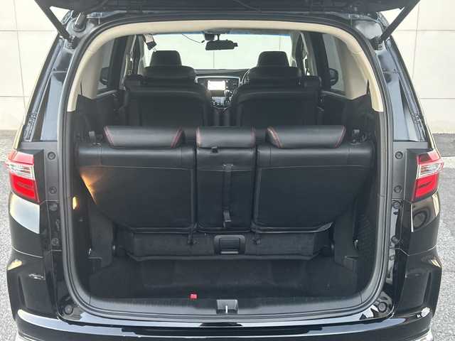 ホンダ オデッセイ アブソルート EX 埼玉県 2014(平26)年 14.4万km クリスタルブラックパール (株)IDOMが運営する【じしゃロン熊谷店】の自社ローン対象車両になります。こちらは現金ご利用時の価格です。自社ローンご希望の方は別途その旨お申付け下さい。/純正ナビ　/　CD/DVD/DTV/Bluetooth/USB/フリップダウンモニター/バックカメラ/両側パワースライドドア/D席パワーシート/前方ドライブレコーダー/ビルトインETC/レザー調シートカバー/ブラインドスポットモニター/シティーブレーキアクティブシステム/後席オットマン/ステアリングスイッチ/パドルシフト/純正フロアマット/スマートキー