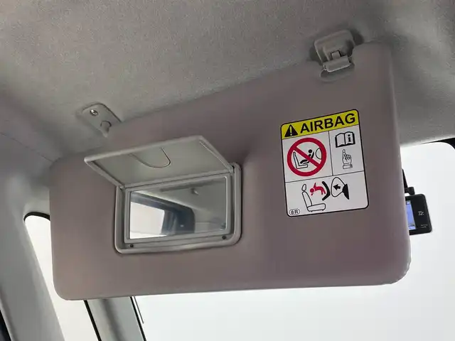 トヨタ タンク G－T 大阪府 2018(平30)年 5.5万km ブラックマイカメタリック 禁煙車/スマートアシスト/　・衝突軽減ブレーキ/　・車線逸脱警報機能/　・誤発進抑制機能/　・先行車発進お知らせ機能/　・オートマチックハイビーム/社外ナビ/　（Bluetooth/CD/DVD）/フルセグTV/両側パワースライドドア/クルーズコントロール/LEDヘッドライト/フォグランプ/社外14インチアルミホイール/コーナーセンサー/スマートキー/ETC