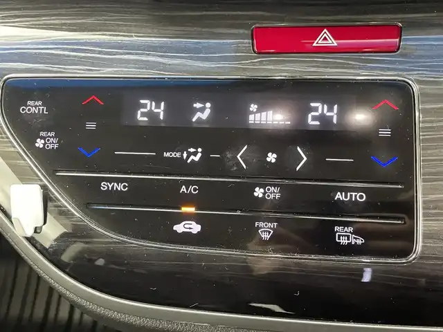 ホンダ オデッセイ アブソルート EX 群馬県 2014(平26)年 8.4万km ホワイトオーキッドパール 社外９型ナビ　後席１０．１型モニター　Ｂカメラ　衝突軽減　クルーズコントロール　ＢＳＭ　パドルシフト　両側パワスラ　ビルトインＥＴＣ　ＨＩＤ　Ｐスタート　スマートキー　スペアキー　純正アルミ　禁煙車