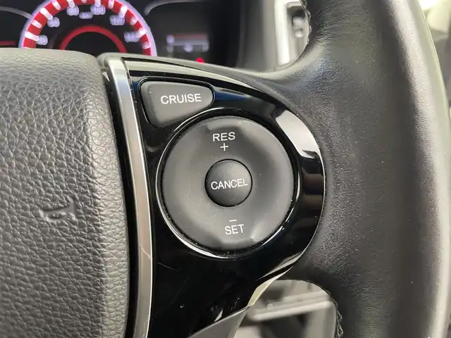 ホンダ オデッセイ アブソルート EX 群馬県 2014(平26)年 8.4万km ホワイトオーキッドパール 社外９型ナビ　後席１０．１型モニター　Ｂカメラ　衝突軽減　クルーズコントロール　ＢＳＭ　パドルシフト　両側パワスラ　ビルトインＥＴＣ　ＨＩＤ　Ｐスタート　スマートキー　スペアキー　純正アルミ　禁煙車
