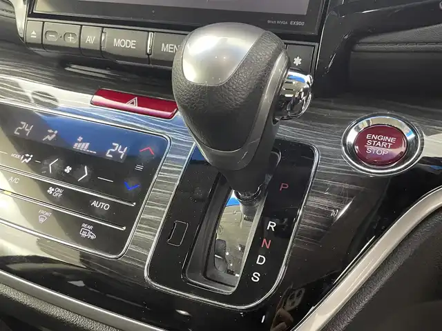 ホンダ オデッセイ アブソルート EX 群馬県 2014(平26)年 8.4万km ホワイトオーキッドパール 社外９型ナビ　後席１０．１型モニター　Ｂカメラ　衝突軽減　クルーズコントロール　ＢＳＭ　パドルシフト　両側パワスラ　ビルトインＥＴＣ　ＨＩＤ　Ｐスタート　スマートキー　スペアキー　純正アルミ　禁煙車