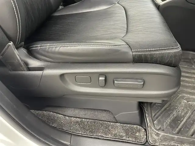 ホンダ オデッセイ アブソルート EX 群馬県 2014(平26)年 8.4万km ホワイトオーキッドパール 社外９型ナビ　後席１０．１型モニター　Ｂカメラ　衝突軽減　クルーズコントロール　ＢＳＭ　パドルシフト　両側パワスラ　ビルトインＥＴＣ　ＨＩＤ　Ｐスタート　スマートキー　スペアキー　純正アルミ　禁煙車