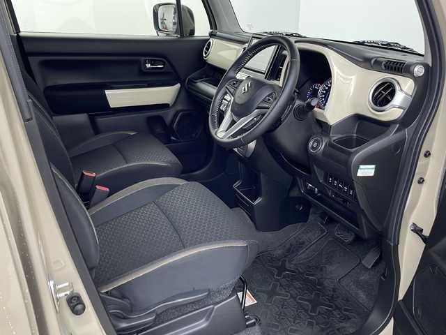 スズキ クロスビー HYBRID MZ 埼玉県 2021(令3)年 3.8万km キャラバンアイボリーパールメタリック/ホワイト 2トーンルーフ 純正8型ナビ/（BT/フルTV/AM/FM/CD/DVD）/全方位カメラ/スズキセーフティサポート/・アダクティブクルーズコントロール/・衝突軽減システム/・誤発進抑制機能/・車線逸脱警報/4WD/シートヒーターDN席/純正ドラレコ/純正アルミホイール/純正フロアマット/ビルトインETC