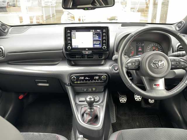 トヨタ ＧＲヤリス RZ ハイパフォーマンス ファーストED 岩手県 2020(令2)年 7万km プラチナホワイトパールマイカ セーフティセンス　ｉＭＴ　ＪＢＬプレミアムサウンドナビ　バックＣ　フルセグ　ＨＵＤ　ＧＲレッドキャリパー　シートヒーター　半革スポーツシート　レーダークルーズ　ステアヒーター　ＢＳＭ　ビルドインＥＴＣ