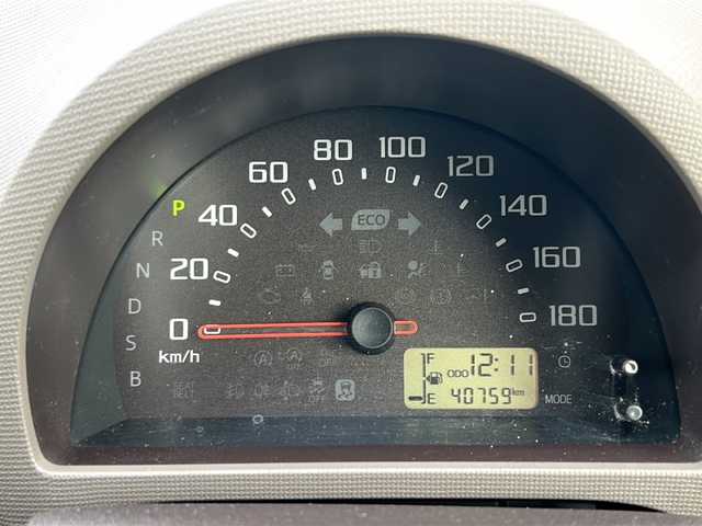 トヨタ パッソ X 山形県 2015(平27)年 4.1万km キナコメタリック 社外メモリナビ/（TV/AM/FM/CD/SD）/バックカメラ/社外AW/純正フロアマット/電動格納ミラー/リモコンキー/ドアバイザー/光軸調整/保証書