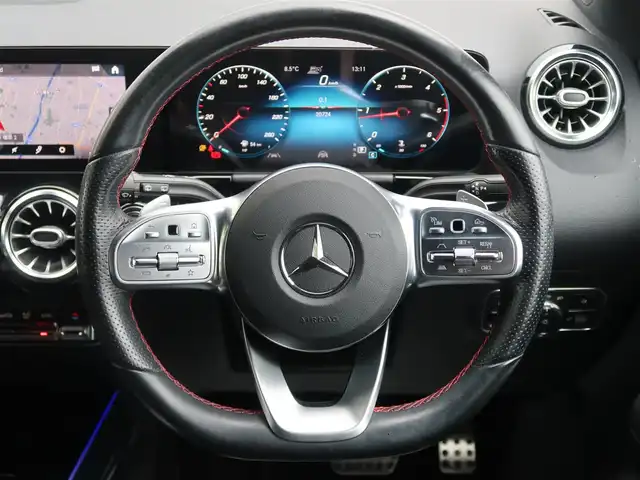 メルセデス・ベンツ ＧＬＡ２００ｄ 4マチック AMGライン 石川県 2021(令3)年 2.1万km ガンＭ ワンオーナー　/スマートキー&スペアキー/4WD/オートライト/LEDライト/Rフォグライト/純正ナビゲーション/フルセグテレビ/全方位カメラ/パドルシフト/ACC/Fメモリー電動シート/シートヒーター/ビルトインETC/置くだけ充電/パワーバックドア/ブラインドスポットモニター/パークアシスト/ヒルアシスト/ルーフレール