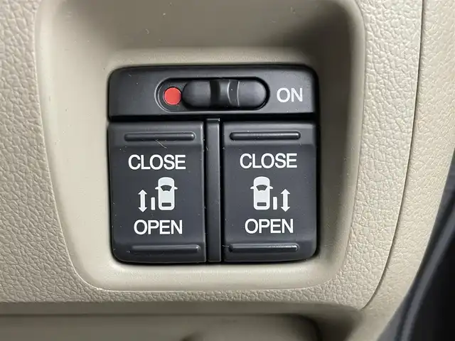 ホンダ Ｎ ＢＯＸ G SSパッケージ 宮城県 2017(平29)年 4.8万km プレミアムディープモカパール 純正ナビ/両側パワースライドドア/衝突軽減ブレーキ/ＨＩＤヘッドライト/オートライト/バックモニター/シートヒーター/ビルトインＥＴＣ/フルオートエアコン/Bluetoothオーディオ/スマートキー/プッシュスタート/禁煙車