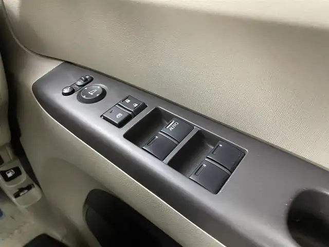 ホンダ Ｎ ＢＯＸ G SSパッケージ 宮城県 2017(平29)年 4.8万km プレミアムディープモカパール 純正ナビ/両側パワースライドドア/衝突軽減ブレーキ/ＨＩＤヘッドライト/オートライト/バックモニター/シートヒーター/ビルトインＥＴＣ/フルオートエアコン/Bluetoothオーディオ/スマートキー/プッシュスタート/禁煙車