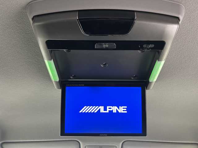 トヨタ シエンタ ハイブリッド G 佐賀県 2016(平28)年 5.4万km ブラックマイカ 純正7インチナビ/フルセグTV/CD/DVD/Bluetooth/バックカメラ/アルパイン製10.2インチフリップダウンモニター/衝突被害軽減システム/車線逸脱警報/先行車発進告知機能/横滑り防止装置/オートライト/オートマチックハイビーム/LEDヘッドライト/フォグライト/ビルトインETC/前方ドライブレコーダー/両側パワースライドドア/ISOFIX対応シート/運転席・助手席シートヒーター/純正フロアマット/純正ドアバイザー/社外15インチアルミホイール/ステアリングスイッチ/電動格納ミラー/スマートキー×２