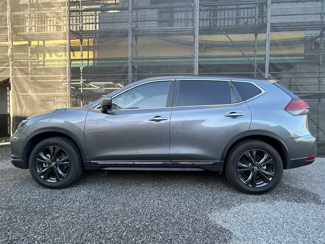 日産 エクストレイル 20Xi 千葉県 2021(令3)年 1.6万km ダークメタルグレー 純正SDナビ/AM/FM/CD/DVD/BT/フルセグ/アラウンドビューモニター/プロパイロット/レーンキープアシスト/エマージェンシーブレーキ/クリアランスソナー/ナビ連動純正ドラレコ/デジタルインナーミラー(後方録画)/ハンズフリーパワーバックドア/前席パワーシート/前席、2列目シートヒーター/電子サイドブレーキ/オートブレーキホールド/アイドリングストップ/オートライト/LEDヘッドライト/ハロゲンフォグランプ/電動格納ウインカーミラー/純正ビルトインETC