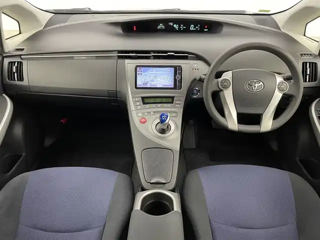 トヨタ プリウス S 福岡県 2014(平26)年 8.8万km ライトパープルマイカ 純正ナビ（Ｂｌｕｅｔｏｏｔｈ，フルセグＴＶ）　/バックカメラ　/ＥＴＣ　/エンジンプッシュスタート　/電動格納式ドアミラー　/ステアリングリモコン　/ＥＣＯモード　/ＥＶモード　/オートライト　/フォグランプ