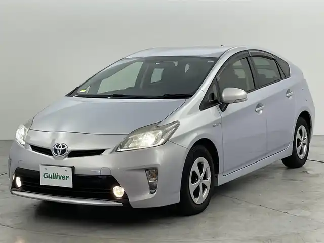 トヨタ プリウス S 福岡県 2014(平26)年 8.8万km ライトパープルマイカ 純正ナビ（Ｂｌｕｅｔｏｏｔｈ，フルセグＴＶ）　/バックカメラ　/ＥＴＣ　/エンジンプッシュスタート　/電動格納式ドアミラー　/ステアリングリモコン　/ＥＣＯモード　/ＥＶモード　/オートライト　/フォグランプ