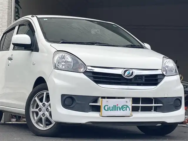 ダイハツ ミラ イース X SA 大分県 2014(平26)年 4.4万km ホワイト 社外ナビ/社外ドラレコ/社外ETC/純正14インチアルミホイール/衝突被害軽減システム/横滑り防止装置/リモコンキー/エアコン
