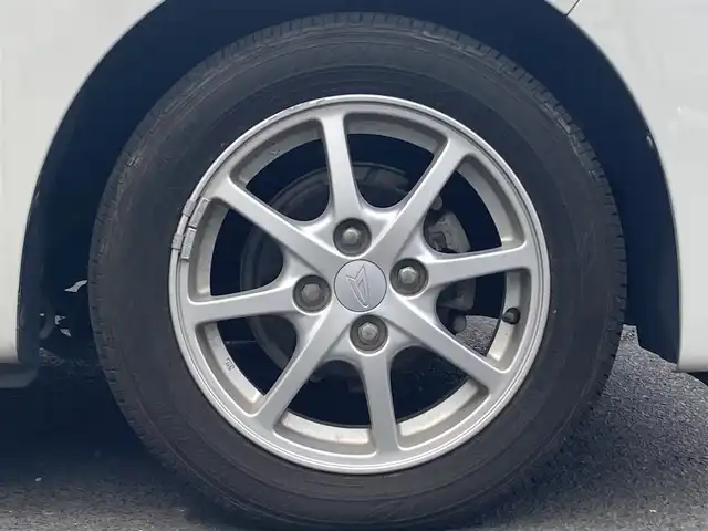 ダイハツ ミラ イース X SA 大分県 2014(平26)年 4.4万km ホワイト 社外ナビ/社外ドラレコ/社外ETC/純正14インチアルミホイール/衝突被害軽減システム/横滑り防止装置/リモコンキー/エアコン