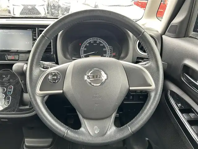 日産 デイズ ルークス X Vセレクション 愛知県 2018(平30)年 6.9万km スパークリングレッドM 純正メモリーナビ/（AM/FM/BT/SD/CD/DVD)/全方位カメラ/ETC/両側パワースライドドア/ドライブレコーダー/プッシュスタート/スマートキー/フロアマット/ドアバイザー