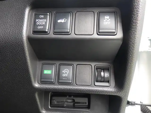 日産 エクストレイル 20Xi 千葉県 2020(令2)年 5.8万km ブリリアントホワイトパール エマージェンシーブレーキ/プロパイロット/インテリジェントクルーズコントロール/インテリジェントルームミラー/パワーバックドア/カブロンシート/各席シートヒーター/純正SDナビ/地デジTV/【BD/DVD/CD再生機能　Bluetooth接続】/アラウンドビューモニター/革巻きステアリング/ステアリングスイッチ/ETC/LEDヘッドライト/フォグライト/ウインカーミラー/コーナーセンサー/純正18インチアルミホイル/インテリジェントキー