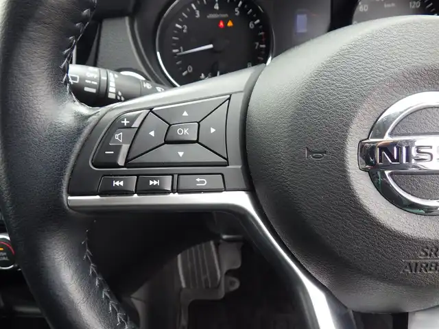 日産 エクストレイル 20Xi 千葉県 2020(令2)年 5.8万km ブリリアントホワイトパール エマージェンシーブレーキ/プロパイロット/インテリジェントクルーズコントロール/インテリジェントルームミラー/パワーバックドア/カブロンシート/各席シートヒーター/純正SDナビ/地デジTV/【BD/DVD/CD再生機能　Bluetooth接続】/アラウンドビューモニター/革巻きステアリング/ステアリングスイッチ/ETC/LEDヘッドライト/フォグライト/ウインカーミラー/コーナーセンサー/純正18インチアルミホイル/インテリジェントキー