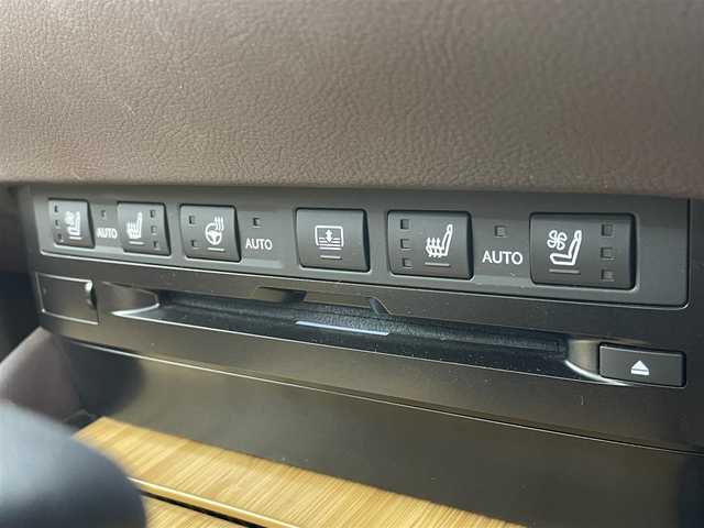 レクサス ＥＳ 300h バージョンL 宮城県 2019(令1)年 2.8万km ソニッククォーツ ムーンルーフ/三眼LEDヘッドランプ/ヘーゼル内装/純正ナビ/(AM/FM/SD/USB/BT/TV/AUX/CD/DVD/Miracast)/パノラミックビューモニター/ETC2.0/前方ドライブレコーダー/レーダークルーズコントロール/BSM/HUD/レザーシート/パワーシート/シートメモリー/シートヒーター/エアシート/パドルシフト/プッシュスタート/スマートキー/スペアキー/オートライト/オートマチックハイビーム/シーケンシャルウィンカー/純正フロアマット/純正18インチアルミホイール
