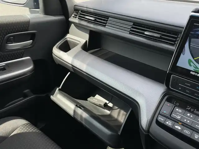 ホンダ ステップワゴン スパーダ ホンダセンシング 静岡県 2020(令2)年 4.2万km プレミアムスパークルブラックパール 1オーナー　/衝突軽減B /車線逸脱/ACC /Gathiersナビ/DIATONEサウンドシステム　/地デジ　/Bカメラ　/両側パワスラ　/わくわくゲート　/ステアリングスイッチ  /パドルシフト  /スマートキー /スペアキー  /保証書/取説