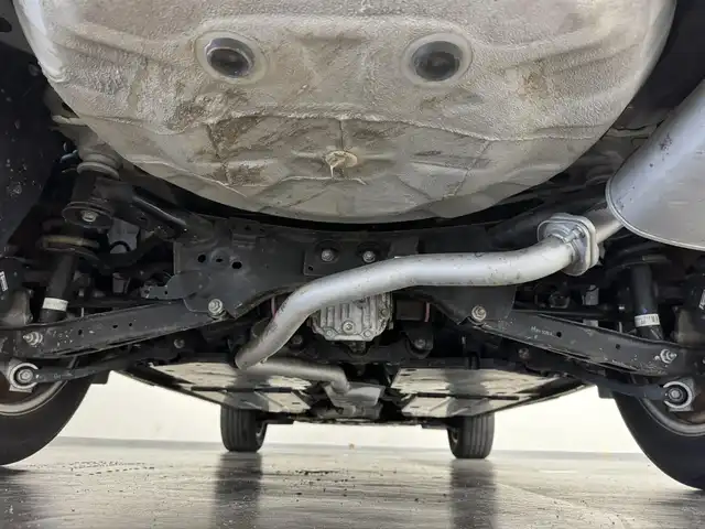 スバル フォレスター X－ブレイク 三重県 2018(平30)年 3.1万km クリスタルホワイトP 2.5L ガソリン/フルタイム4WD/MTモード付フロアCVT/純正 8インチナビ CN-LR840D/（FM/AM/SD/iPod/TV/USB/Bluetooth/MEMORY MUSIC/CD/DVD/HDMI/VTR/CarPlay/AndroidAuto）/リヤビューモニター＆サイドビューモニター/ドライブレコーダー前方/ETC/EyeSight/・プリクラッシュブレーキ/・アクティブレーンキープ/・AT誤発進/誤後進抑制制御/・車線逸脱警報＆ふらつき警報/・全車速追従機能付クルコン/・先行車発進お知らせ機能/・後退時ブレーキサポート（パーキングセンサー）/・スバルリヤビークルディテクション（SRVD：後側方警戒支援システム）/装備/・撥水ハーフレザーシート/・8wayパワーシート（Dメモリー付/N）/・シートヒーター（D/N/2nd左右）/・ステアリングヒーター/・パドルシフト/・オートライト＆ワイパー/・ステアリング連動LEDヘッドランプ（SRH）/・ルーフレール/・左右独立オートエアコン/・電子パーキングブレーキ/・パドルシフト/・ステアリングスイッチ/・保/取/ナビ取/・純正17inAW/フェンダー・サイドドア・バックドア各ガーニッシュ（社外品）/など
