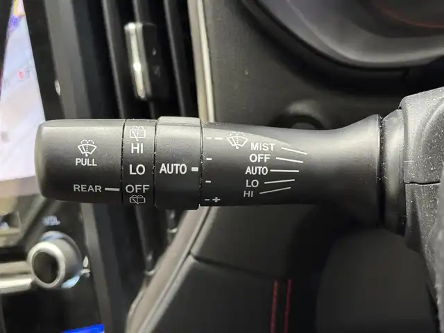スバル フォレスター X－ブレイク 三重県 2018(平30)年 3.1万km クリスタルホワイトP 2.5L ガソリン/フルタイム4WD/MTモード付フロアCVT/純正 8インチナビ CN-LR840D/（FM/AM/SD/iPod/TV/USB/Bluetooth/MEMORY MUSIC/CD/DVD/HDMI/VTR/CarPlay/AndroidAuto）/リヤビューモニター＆サイドビューモニター/ドライブレコーダー前方/ETC/EyeSight/・プリクラッシュブレーキ/・アクティブレーンキープ/・AT誤発進/誤後進抑制制御/・車線逸脱警報＆ふらつき警報/・全車速追従機能付クルコン/・先行車発進お知らせ機能/・後退時ブレーキサポート（パーキングセンサー）/・スバルリヤビークルディテクション（SRVD：後側方警戒支援システム）/装備/・撥水ハーフレザーシート/・8wayパワーシート（Dメモリー付/N）/・シートヒーター（D/N/2nd左右）/・ステアリングヒーター/・パドルシフト/・オートライト＆ワイパー/・ステアリング連動LEDヘッドランプ（SRH）/・ルーフレール/・左右独立オートエアコン/・電子パーキングブレーキ/・パドルシフト/・ステアリングスイッチ/・保/取/ナビ取/・純正17inAW/フェンダー・サイドドア・バックドア各ガーニッシュ（社外品）/など