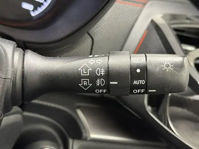スバル フォレスター X－ブレイク 三重県 2018(平30)年 3.1万km クリスタルホワイトP 2.5L ガソリン/フルタイム4WD/MTモード付フロアCVT/純正 8インチナビ CN-LR840D/（FM/AM/SD/iPod/TV/USB/Bluetooth/MEMORY MUSIC/CD/DVD/HDMI/VTR/CarPlay/AndroidAuto）/リヤビューモニター＆サイドビューモニター/ドライブレコーダー前方/ETC/EyeSight/・プリクラッシュブレーキ/・アクティブレーンキープ/・AT誤発進/誤後進抑制制御/・車線逸脱警報＆ふらつき警報/・全車速追従機能付クルコン/・先行車発進お知らせ機能/・後退時ブレーキサポート（パーキングセンサー）/・スバルリヤビークルディテクション（SRVD：後側方警戒支援システム）/装備/・撥水ハーフレザーシート/・8wayパワーシート（Dメモリー付/N）/・シートヒーター（D/N/2nd左右）/・ステアリングヒーター/・パドルシフト/・オートライト＆ワイパー/・ステアリング連動LEDヘッドランプ（SRH）/・ルーフレール/・左右独立オートエアコン/・電子パーキングブレーキ/・パドルシフト/・ステアリングスイッチ/・保/取/ナビ取/・純正17inAW/フェンダー・サイドドア・バックドア各ガーニッシュ（社外品）/など