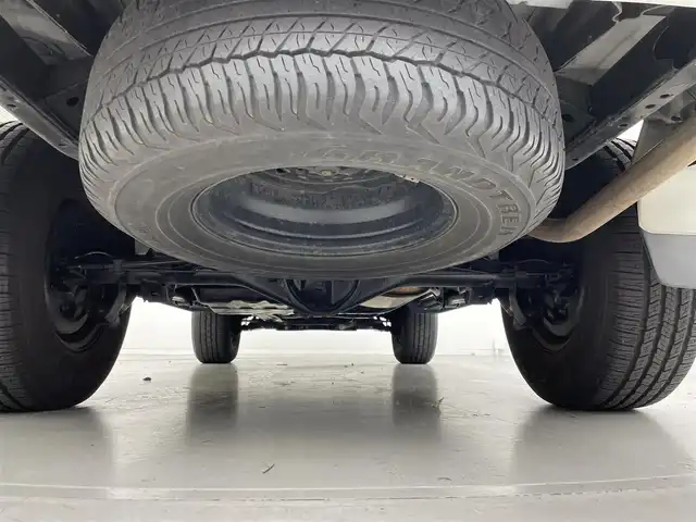 トヨタ ハイラックス サーフ SSR－V 茨城県 2000(平12)年 5.5万km ホワイト/ホワイト 4WD/ポータブルナビ/純正オーディオ/ETC/ルーフレール/キーレス/ドアバイザー/純正フロアマット