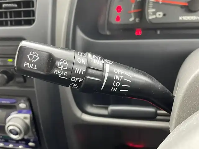 トヨタ ハイラックス サーフ SSR－V 茨城県 2000(平12)年 5.5万km ホワイト/ホワイト 4WD/ポータブルナビ/純正オーディオ/ETC/ルーフレール/キーレス/ドアバイザー/純正フロアマット