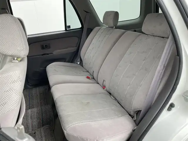 トヨタ ハイラックス サーフ SSR－V 茨城県 2000(平12)年 5.5万km ホワイト/ホワイト 4WD/ポータブルナビ/純正オーディオ/ETC/ルーフレール/キーレス/ドアバイザー/純正フロアマット