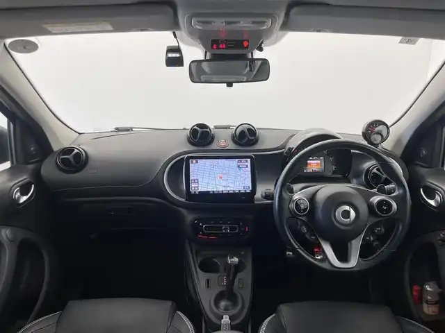 スマート ＭＣＣ スマート フォーフォー BRABUS エクスクルーシブ 群馬県 2019(平31)年 2.3万km 青Ⅱ ガラスルーフ　パドルシフト　９インチフローティングナビ　ドラレコ　ステアリングスイッチ　クリアランスソナー　クルーズコントロール　バックカメラ　キーレス　本革シート　MTモード付AT　後方コーナーセンサー　DN席シートヒーター/　