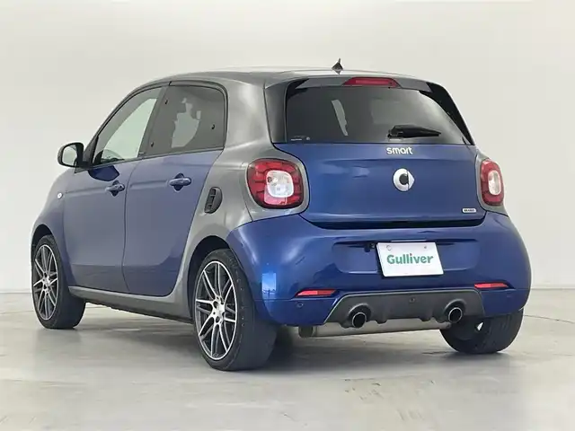 スマート ＭＣＣ スマート フォーフォー BRABUS エクスクルーシブ 群馬県 2019(平31)年 2.3万km 青Ⅱ ガラスルーフ　パドルシフト　９インチフローティングナビ　ドラレコ　ステアリングスイッチ　クリアランスソナー　クルーズコントロール　バックカメラ　キーレス　本革シート　MTモード付AT　後方コーナーセンサー　DN席シートヒーター/　