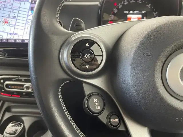 スマート ＭＣＣ スマート フォーフォー BRABUS エクスクルーシブ 群馬県 2019(平31)年 2.3万km 青Ⅱ ガラスルーフ　パドルシフト　９インチフローティングナビ　ドラレコ　ステアリングスイッチ　クリアランスソナー　クルーズコントロール　バックカメラ　キーレス　本革シート　MTモード付AT　後方コーナーセンサー　DN席シートヒーター/　