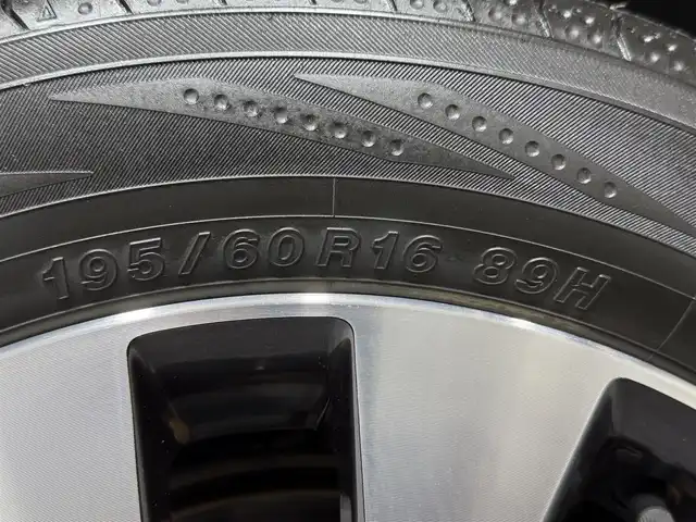 日産 セレナ ハイウェイスター 大阪府 2016(平28)年 6.7万km マルーンレッド 純正9incナビTV 360カメラ フリップダウンモニター クルーズコントロール 衝突軽減ブレーキ レーンアシスト 両側パワースライドドア パークアシスト クリアランスソナー 前後ドライブレコーダー ETC