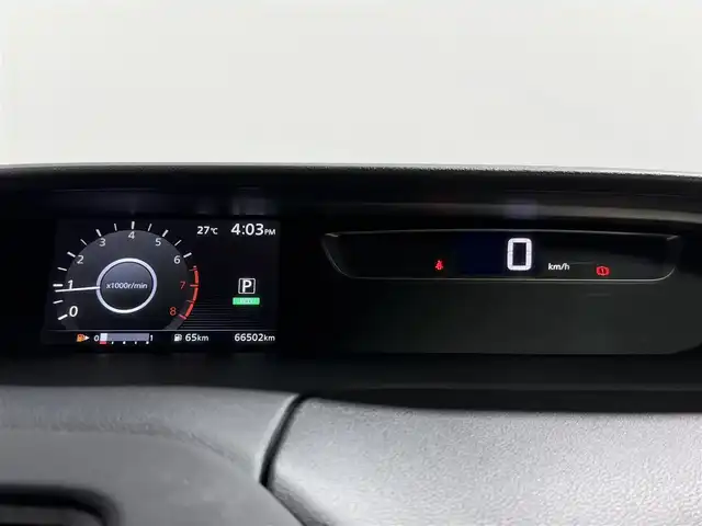 日産 セレナ ハイウェイスター 大阪府 2016(平28)年 6.7万km マルーンレッド 純正9incナビTV 360カメラ フリップダウンモニター クルーズコントロール 衝突軽減ブレーキ レーンアシスト 両側パワースライドドア パークアシスト クリアランスソナー 前後ドライブレコーダー ETC