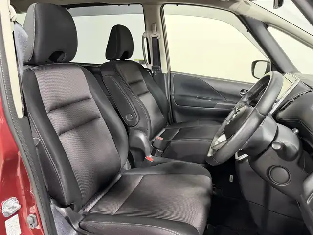 日産 セレナ ハイウェイスター 大阪府 2016(平28)年 6.7万km マルーンレッド 純正9incナビTV 360カメラ フリップダウンモニター クルーズコントロール 衝突軽減ブレーキ レーンアシスト 両側パワースライドドア パークアシスト クリアランスソナー 前後ドライブレコーダー ETC