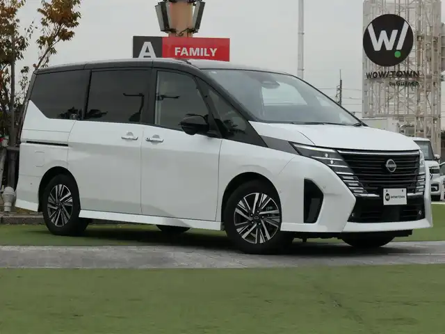 日産 セレナ e－パワー ルキシオン 千葉県 2023(令5)年 3.4万km パールⅡ エマージェンシーブレーキ/プロパイロット/インテリジェントクルーズコントロール/インテリジェントルームミラー/ハンズフリー両側パワースライドドア/各席シートヒーター/純正コネクトナビ/地デジTV/【Bluetooth接続】/アラウンドビューモニター/ドライブレコーダー/ワイヤレス充電/ヘッドアップディスプレイ/革巻きステアリング/ステアリングスイッチ/ETC（2.0）/LEDヘッドライト/フォグライト/ウインカーミラー/コーナーセンサー/純正16インチアルミホイル/サイド/カーテンエアバッグ/インテリジェントキー