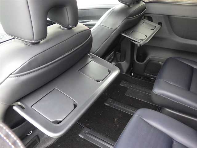 日産 セレナ e－パワー ルキシオン 千葉県 2023(令5)年 3.4万km パールⅡ エマージェンシーブレーキ/プロパイロット/インテリジェントクルーズコントロール/インテリジェントルームミラー/ハンズフリー両側パワースライドドア/各席シートヒーター/12.3インチ純正コネクトナビ/地デジTV/【Bluetooth接続】/アラウンドビューモニター/ドライブレコーダー/ワイヤレス充電/ヘッドアップディスプレイ/革巻きステアリング/ステアリングスイッチ/ETC（2.0）/LEDヘッドライト/フォグライト/ウインカーミラー/コーナーセンサー/純正16インチアルミホイル/サイド/カーテンエアバッグ/インテリジェントキー