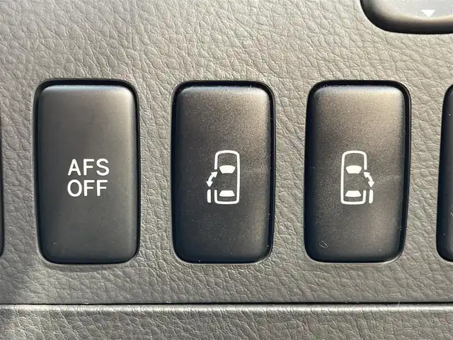 トヨタ アルファード Ｖ MS プラチナセレクション 宮崎県 2006(平18)年 7.3万km ホワイトパールマイカ 純正ナビ「NHDN-W56」/(AM.FM.AUX.DVD.CD)/バックカメラ/両側パワースライドドア/ETC/コーナーセンサー/サンルーフ/オートライト/ダブルオートエアコン/電格ミラー/リモコンキー/ステアリングスイッチ/パワーウィンドウ/パワーステアリング