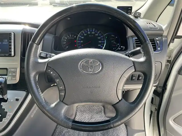 トヨタ アルファード Ｖ MS プラチナセレクション 宮崎県 2006(平18)年 7.3万km ホワイトパールマイカ 純正ナビ「NHDN-W56」/(AM.FM.AUX.DVD.CD)/バックカメラ/両側パワースライドドア/ETC/コーナーセンサー/サンルーフ/オートライト/ダブルオートエアコン/電格ミラー/リモコンキー/ステアリングスイッチ/パワーウィンドウ/パワーステアリング